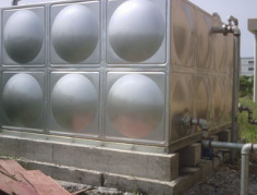 湖北不锈钢组合水箱的保温性能取决什么？